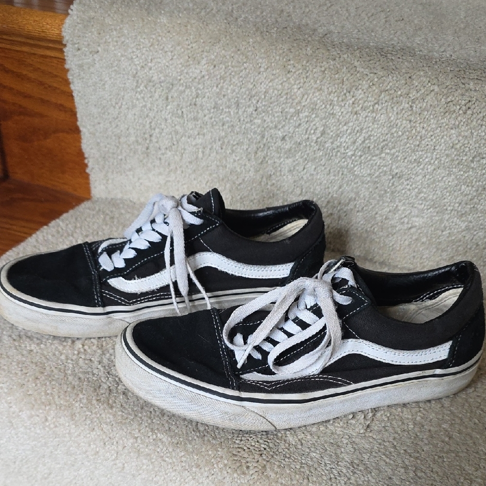 Vans Black & White Classic Low-Top Sneakers